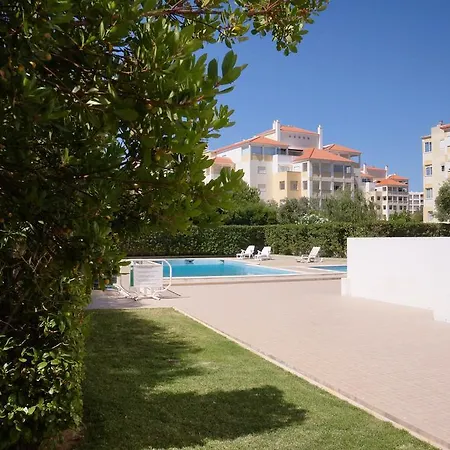 Paraiso De * פורטימאו