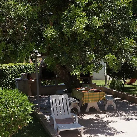 アパート Paraiso De *